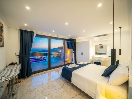  gece  -  Kasım
  | Kalkan Kördere'de Muhafazakar Aileler İçin Özel Havuzlu Villa